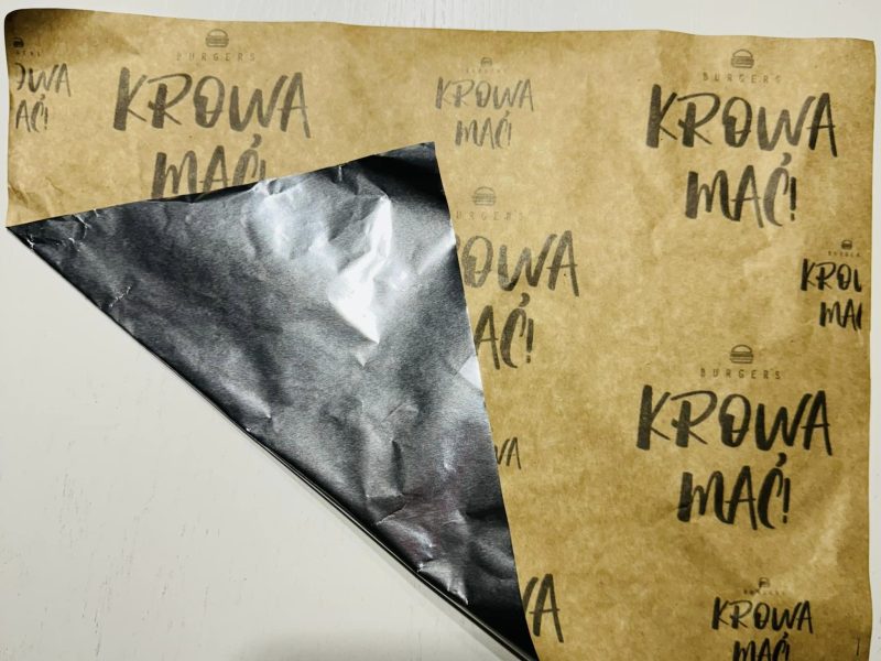 Realizacja — papier aluminiowy z logo